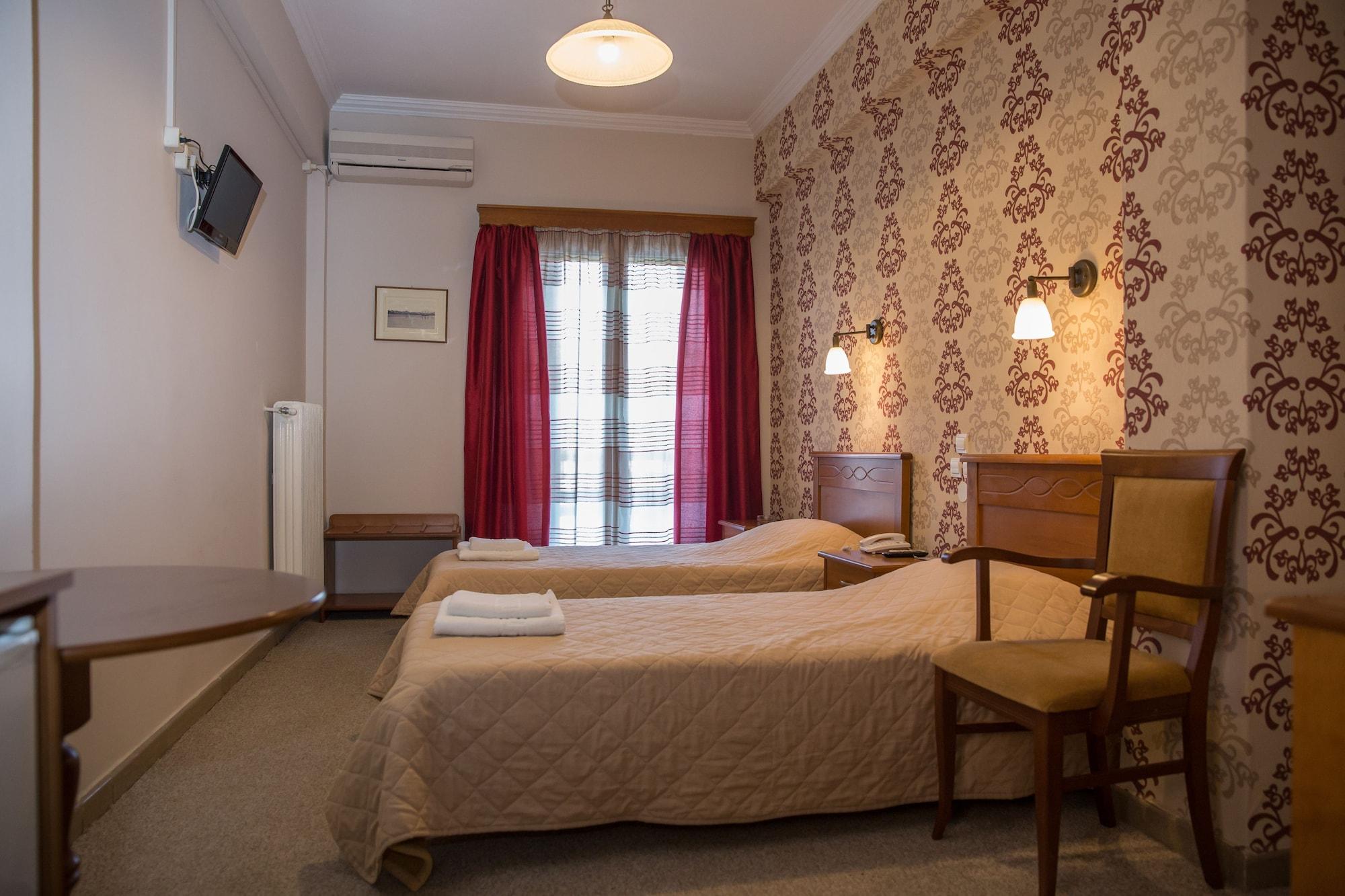 Hotel Liberty Mesolóngion Extérieur photo