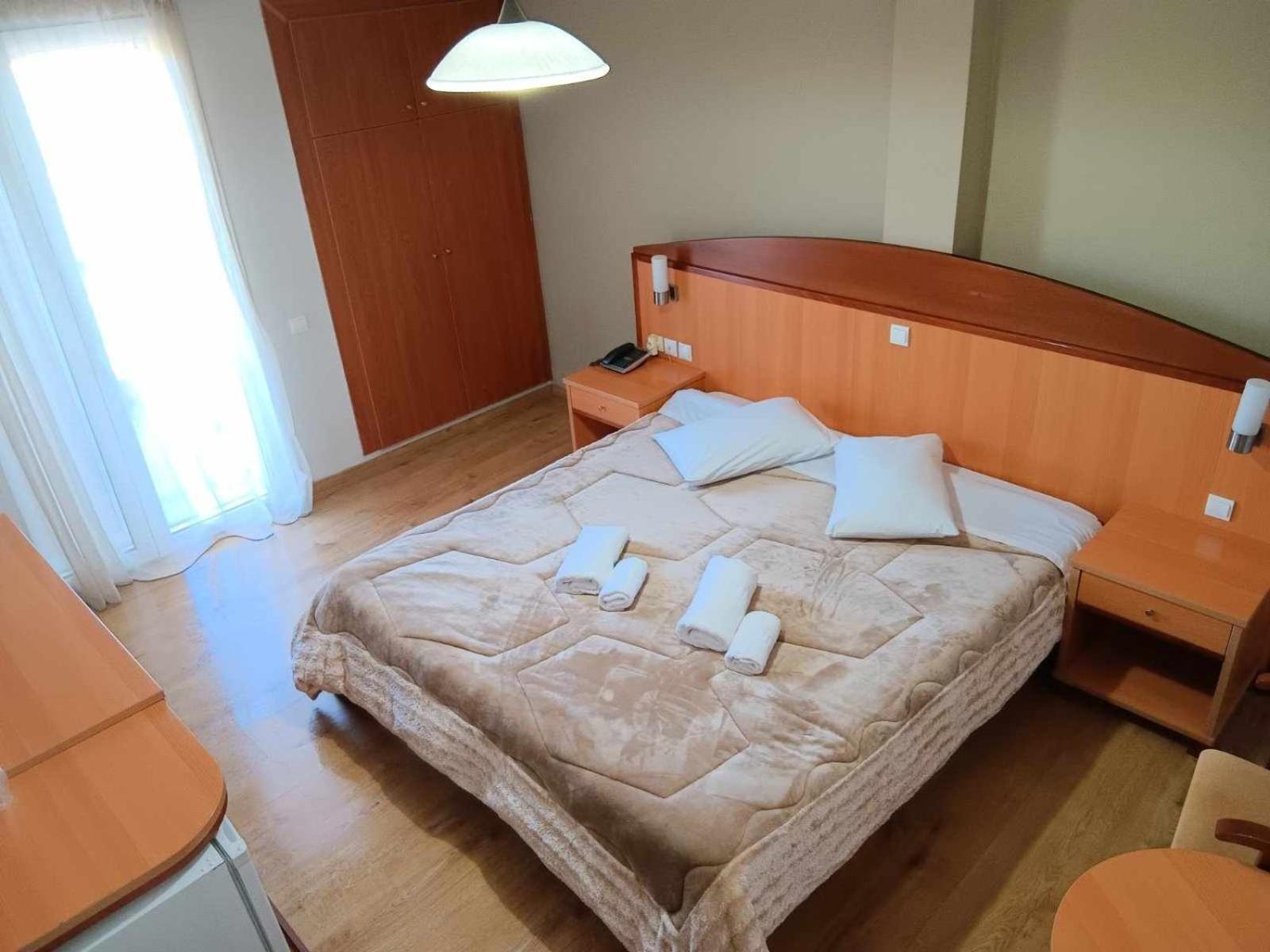 Hotel Liberty Mesolóngion Extérieur photo