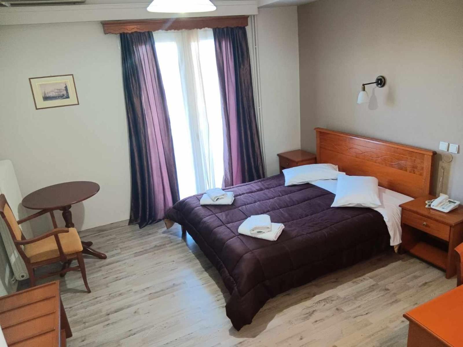 Hotel Liberty Mesolóngion Extérieur photo