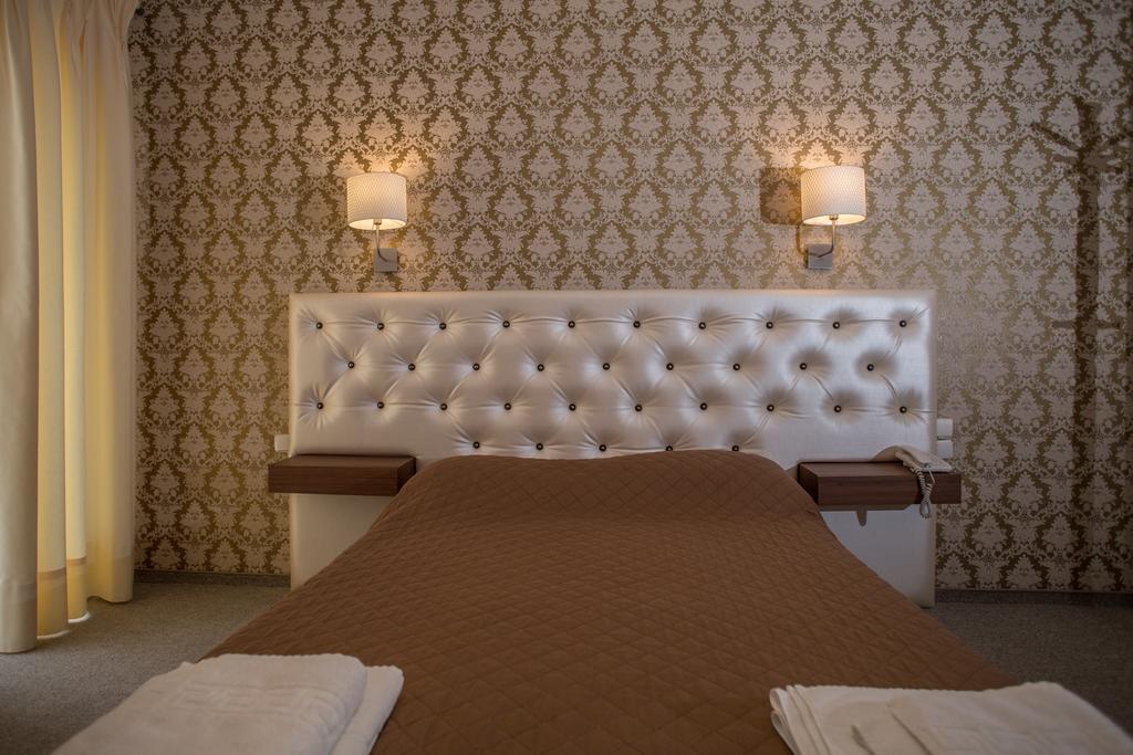 Hotel Liberty Mesolóngion Extérieur photo
